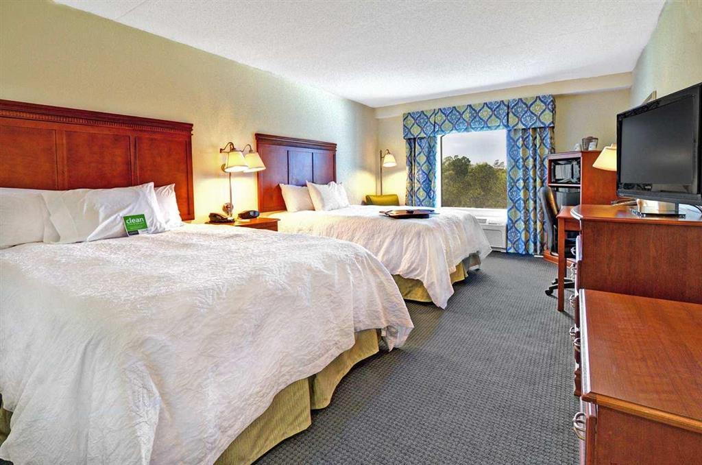 Hampton Inn Belmont At Montcross חדר תמונה