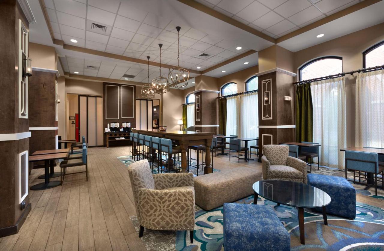 Hampton Inn Belmont At Montcross מראה חיצוני תמונה