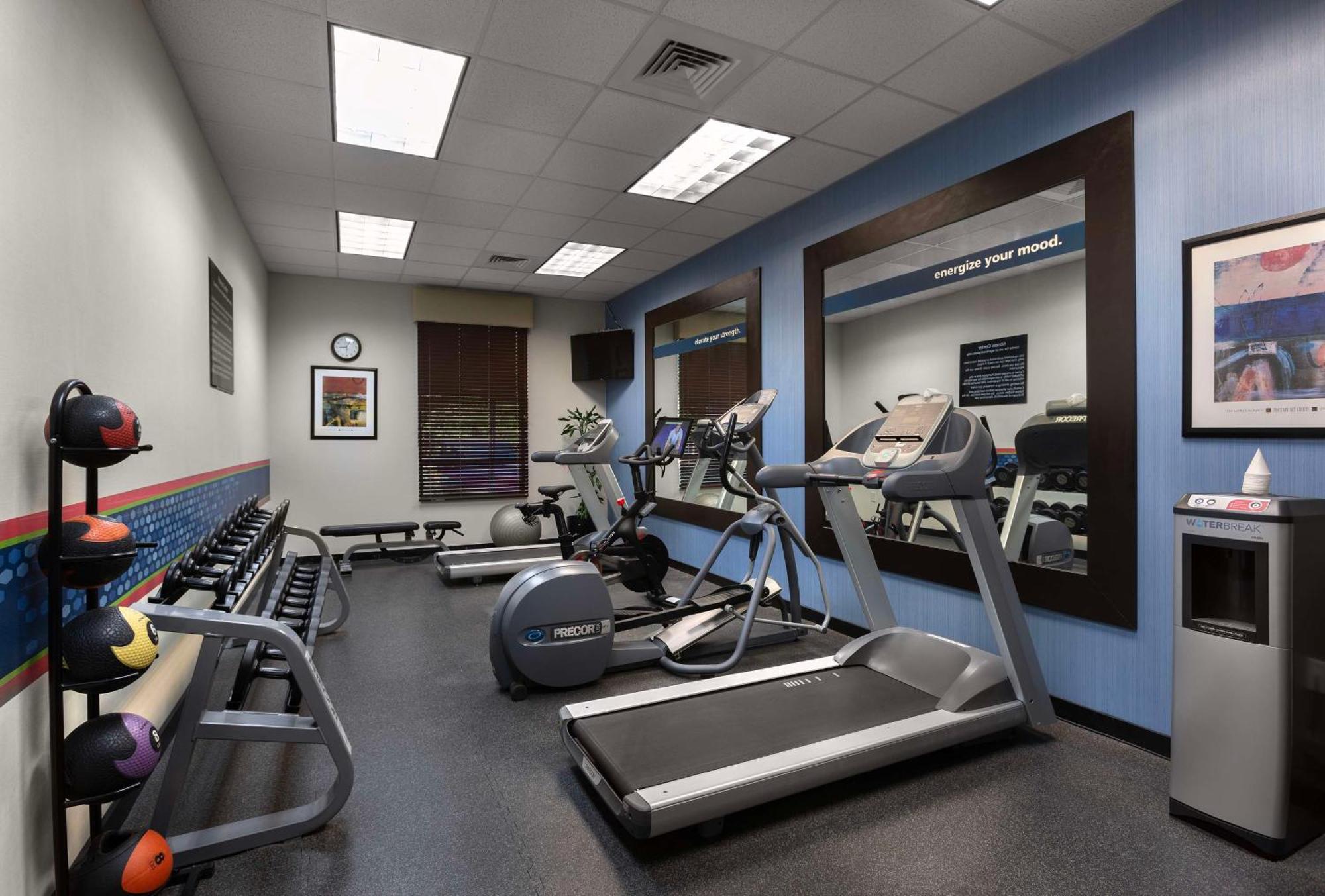 Hampton Inn Belmont At Montcross מראה חיצוני תמונה