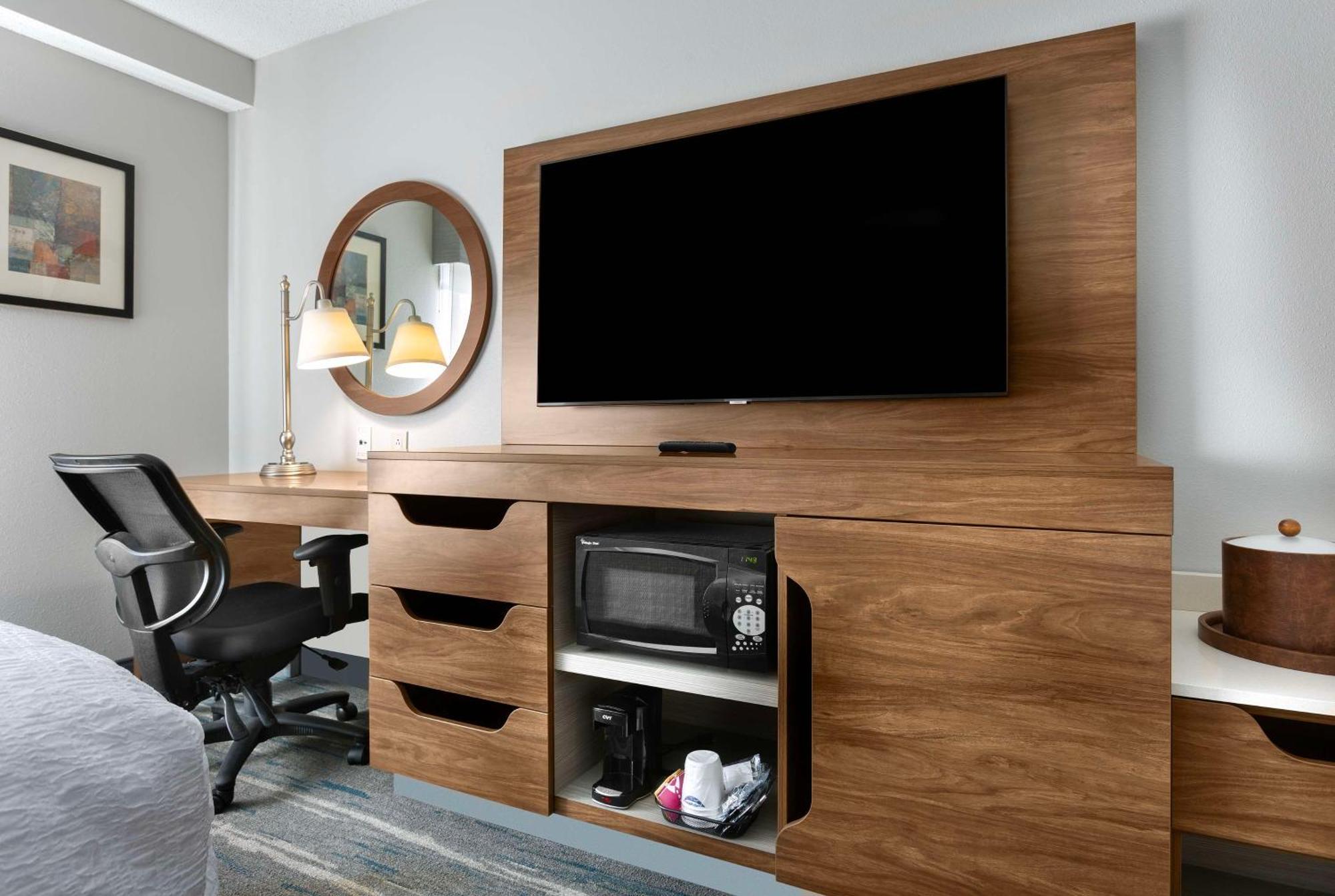 Hampton Inn Belmont At Montcross מראה חיצוני תמונה