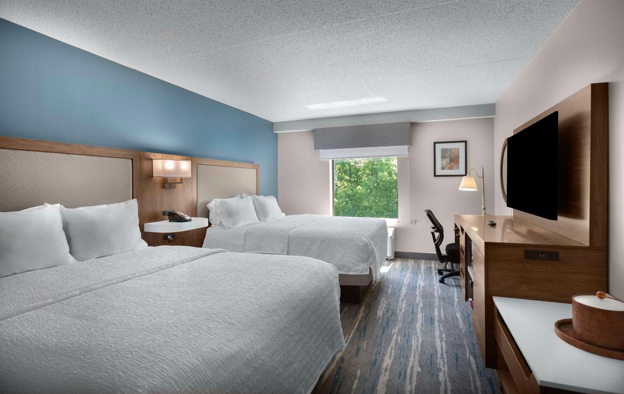 Hampton Inn Belmont At Montcross מראה חיצוני תמונה